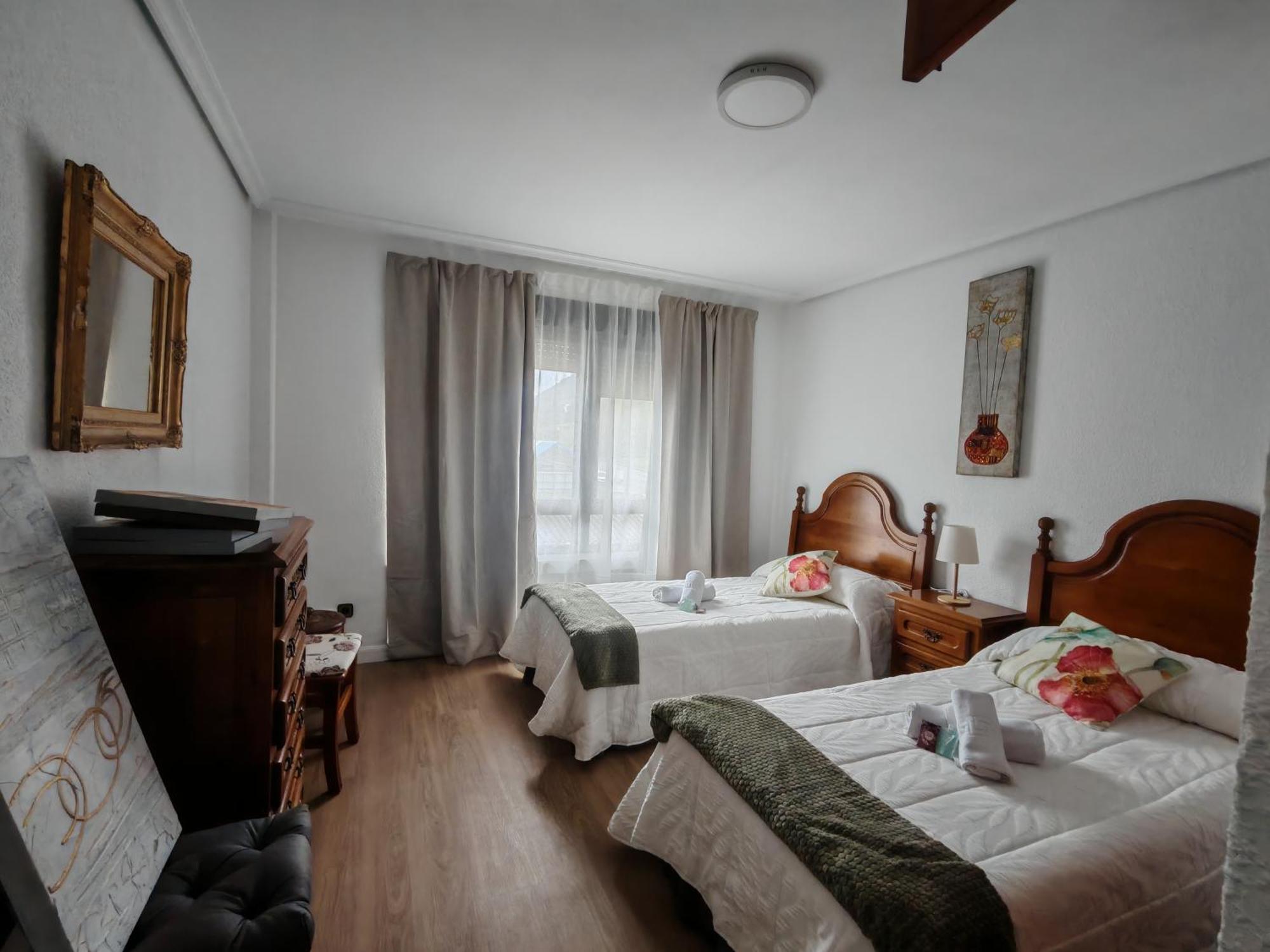 Hotel El Coterin Apartamentos Y Habitaciones Arenas De Cabrales Extérieur photo